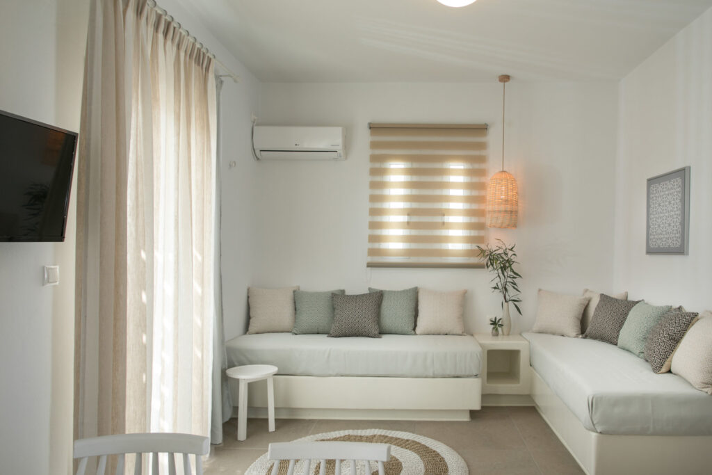 deluxe apartment seaview phoenicia naxos3