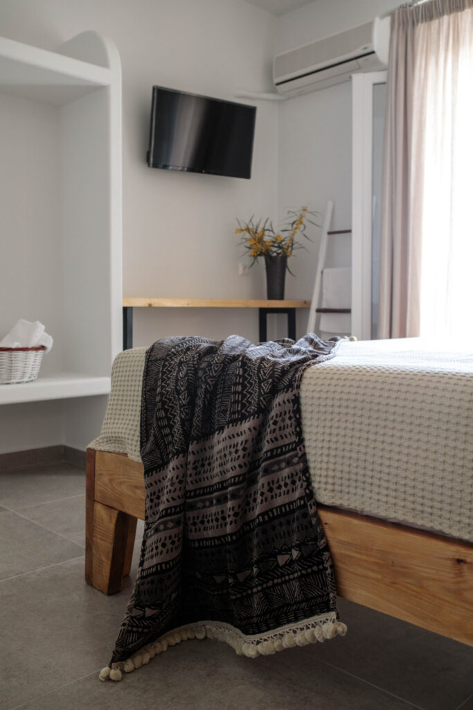 phoenicia naxos studios32