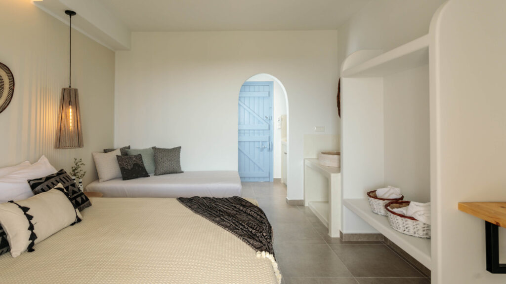 phoenicia naxos studios5