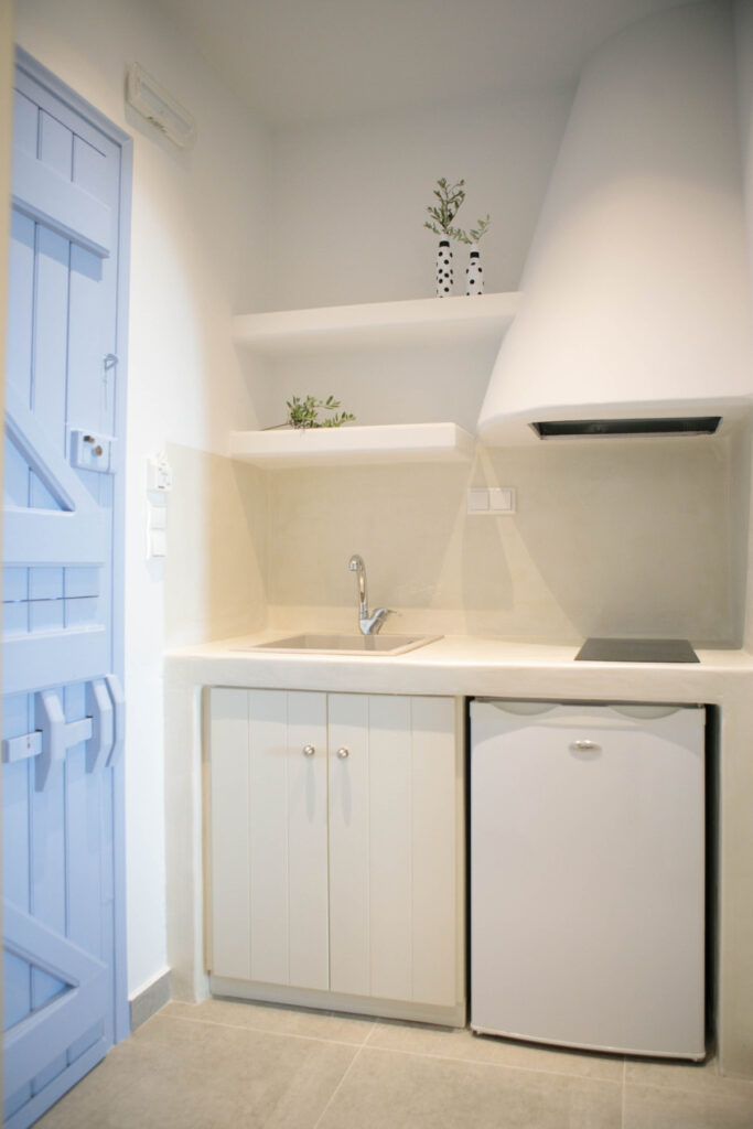 phoenicia naxos studios52